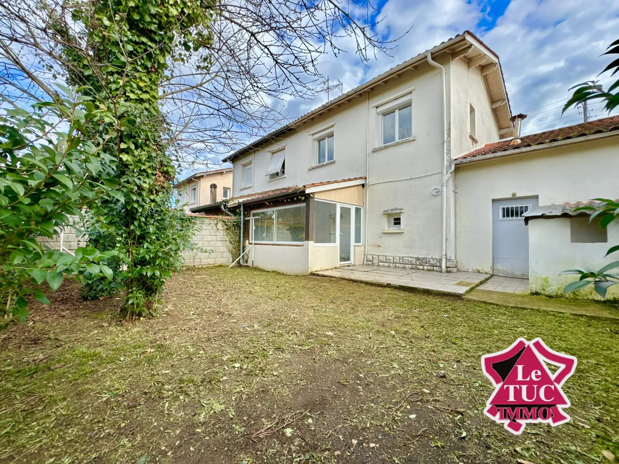 Maison à Villeneuve sur Lot: 3 chambres, garage et jardin 