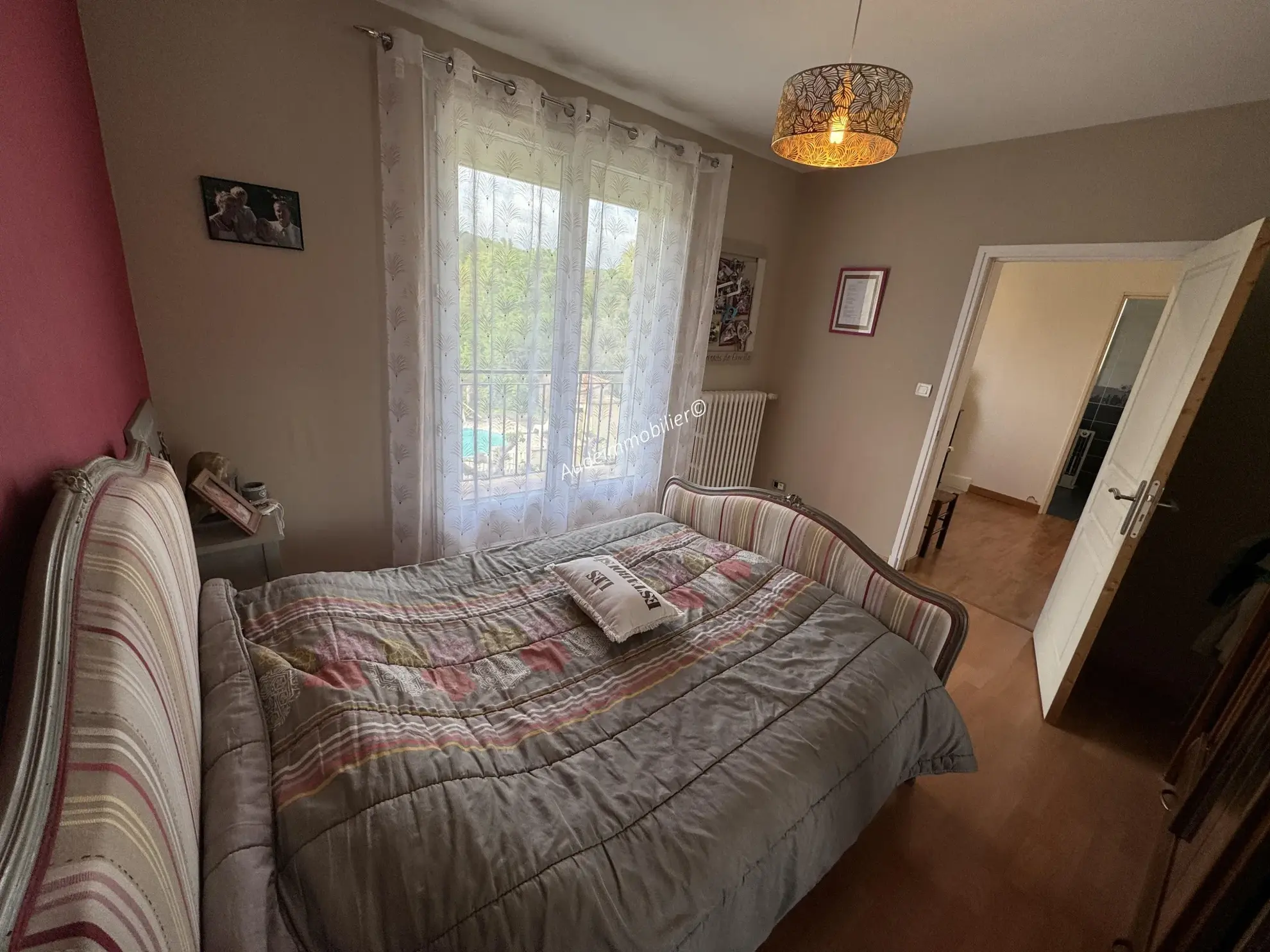 Maison à Limoux avec jardin, garage et piscine 