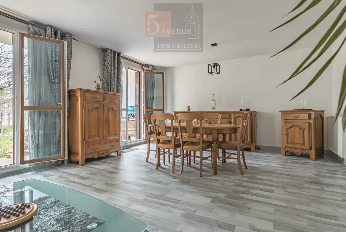 Appartement de 79 m² à vendre à Chantilly avec balcon et parking 