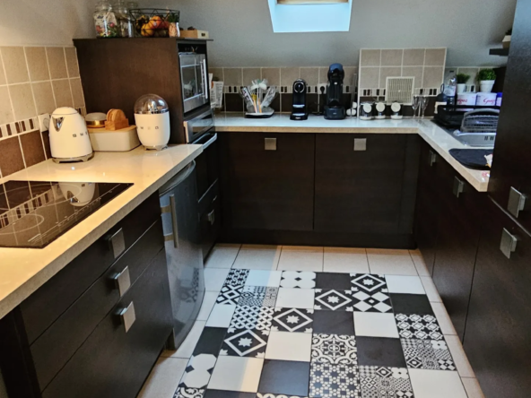 Coubron, Appartement T3 de 52 m² - Construction 2008 