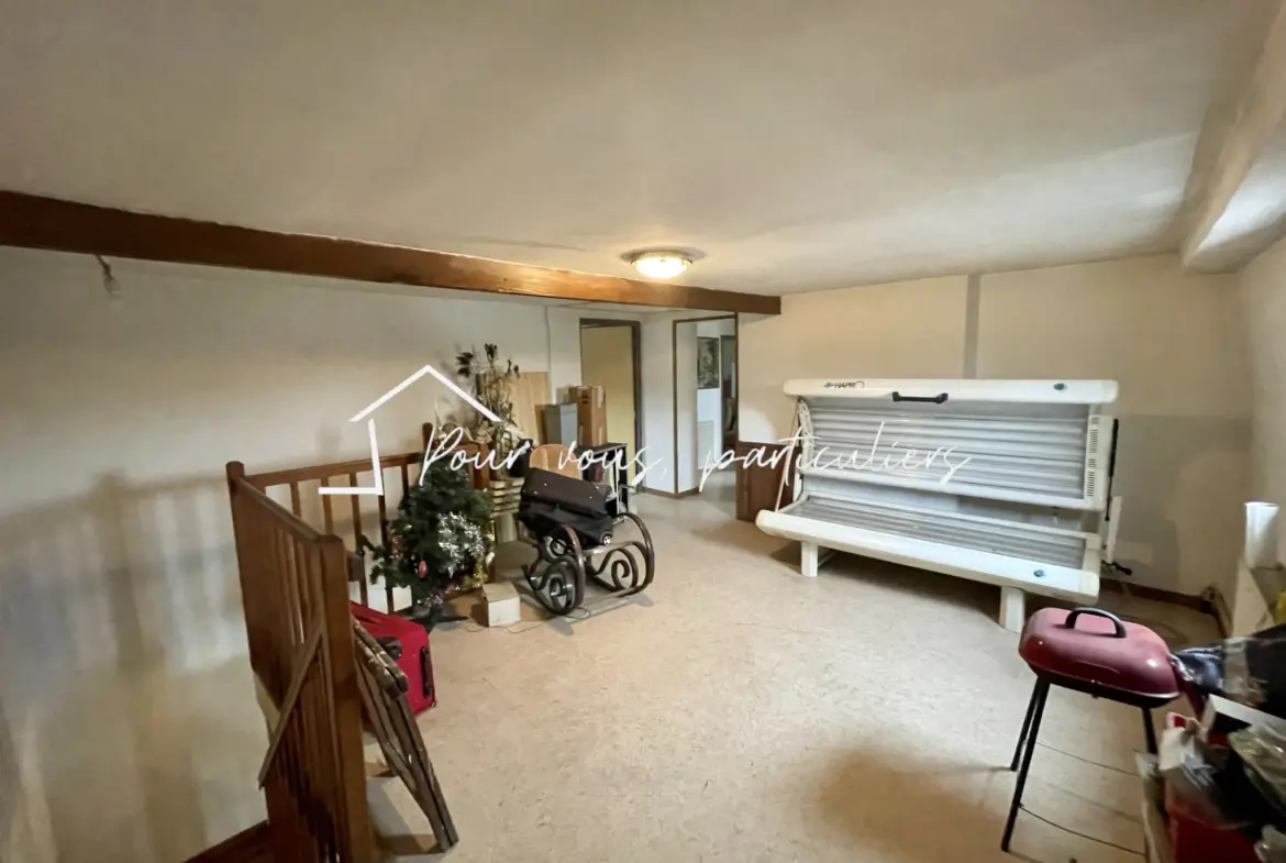 Immeuble de Rapport à Raismes - 291 m² de Surface 
