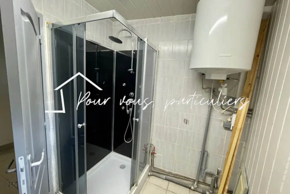 Immeuble de Rapport à Raismes - 291 m² de Surface 
