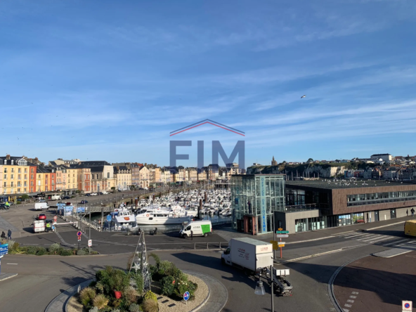 Appartement F2 à Dieppe avec vue sur le port de plaisance 