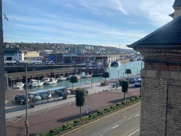 Appartement F2 à Dieppe avec vue sur le port de plaisance 