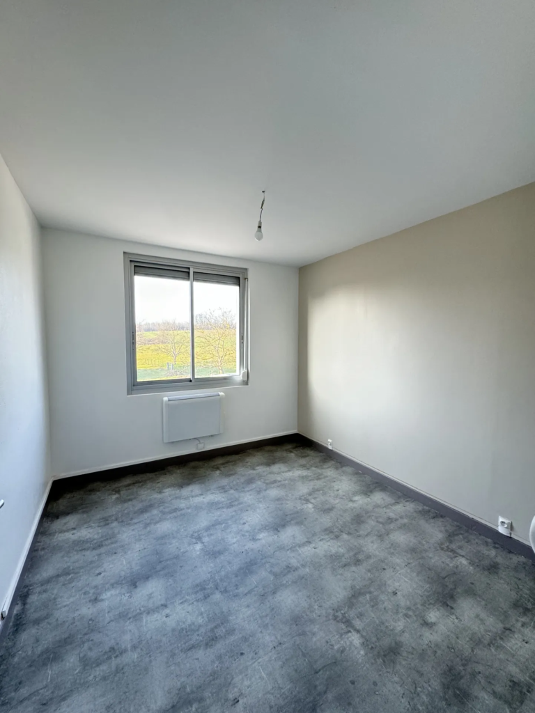 Appartement T4 à rénover à Grandvillars - Proche de la Jonxion