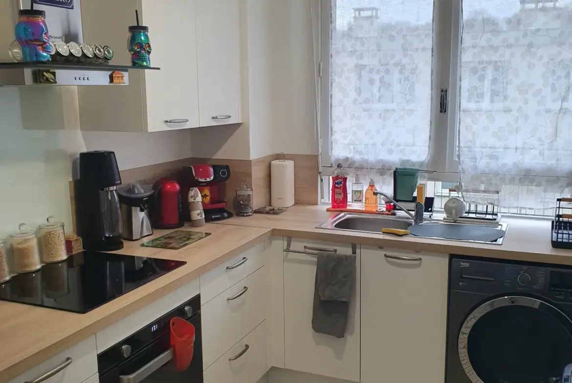 Grand Studio Double à Vendre Loué au Port-Marly 