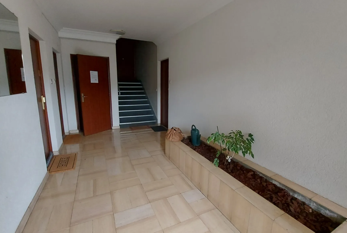 Grand Studio Double à Vendre Loué au Port-Marly 