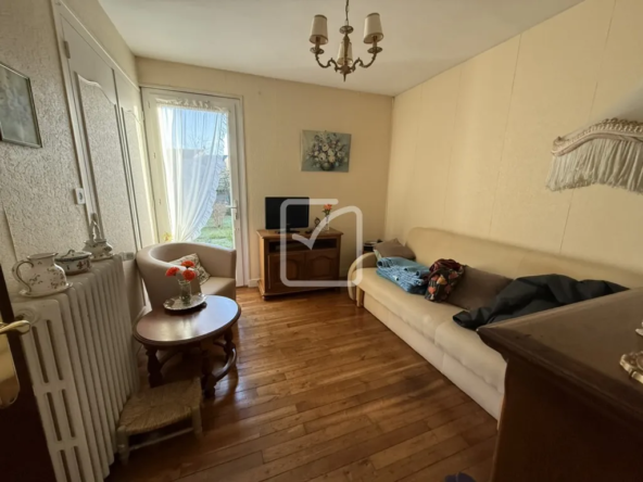 Maison avec fort potentiel à vendre à Buxerolles 