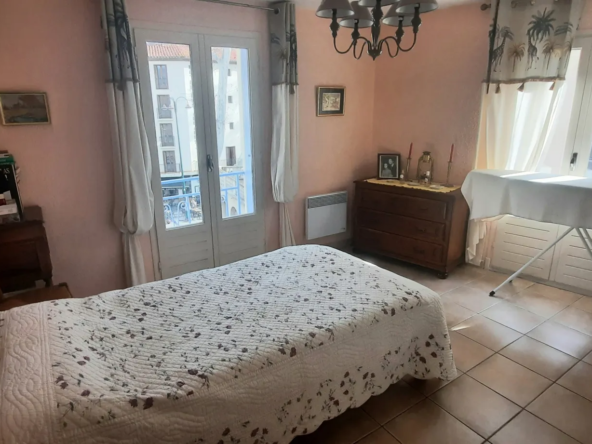 Appartement unique en triplex en hyper centre de Céret 