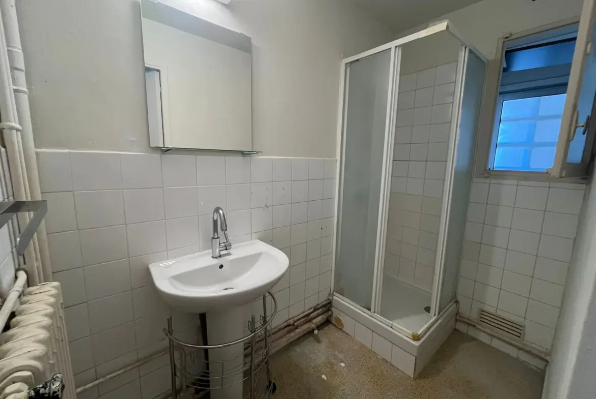 À vendre : Appartement T3 lumineux de 53 m² au Port Marchand à Toulon 