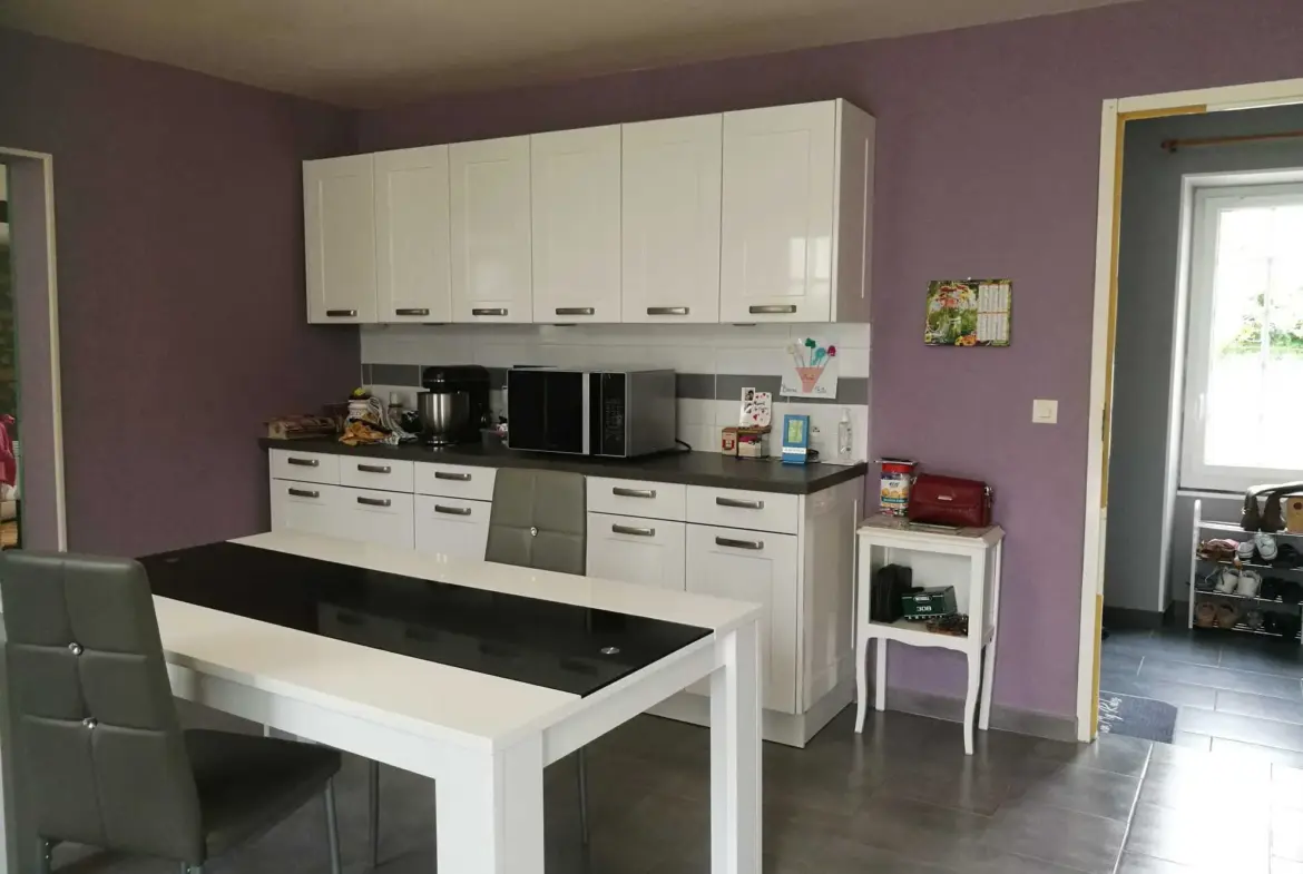 Maison à vendre à Hauterive - 140 m² avec grand terrain 