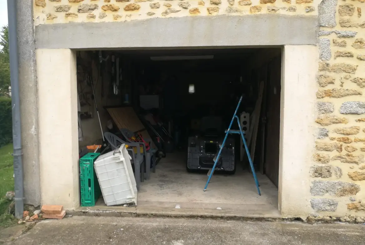 Maison à vendre à Hauterive - 140 m² avec grand terrain 