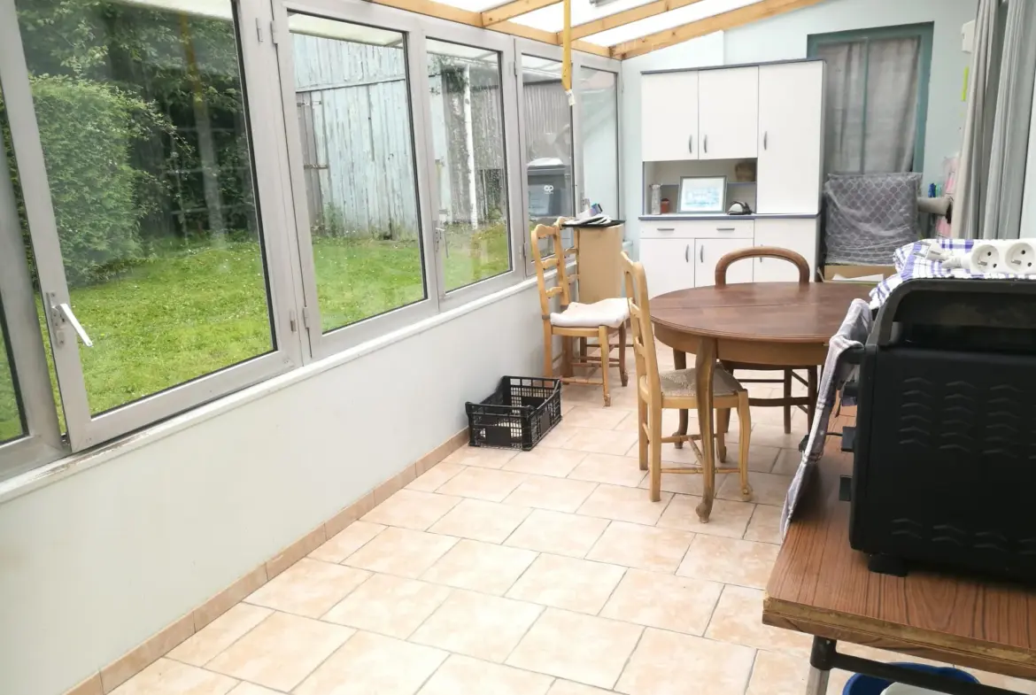 Maison à vendre à Hauterive - 140 m² avec grand terrain 