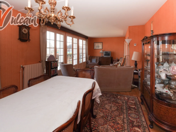Pavillon au calme sur 600 m² de terrain à Pont du Château 