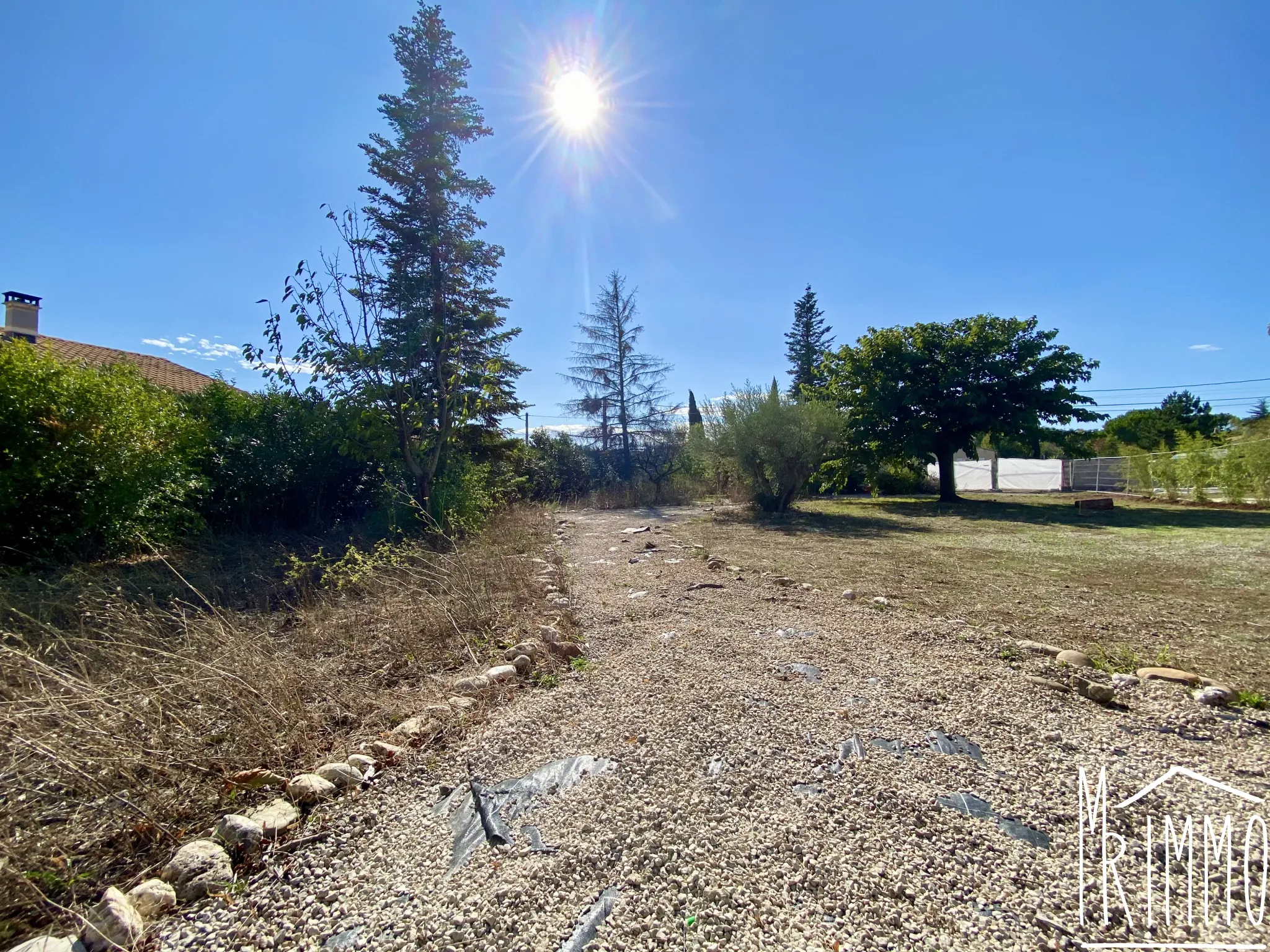 Terrain constructible à Canet hors lotissement - Une opportunité à saisir 