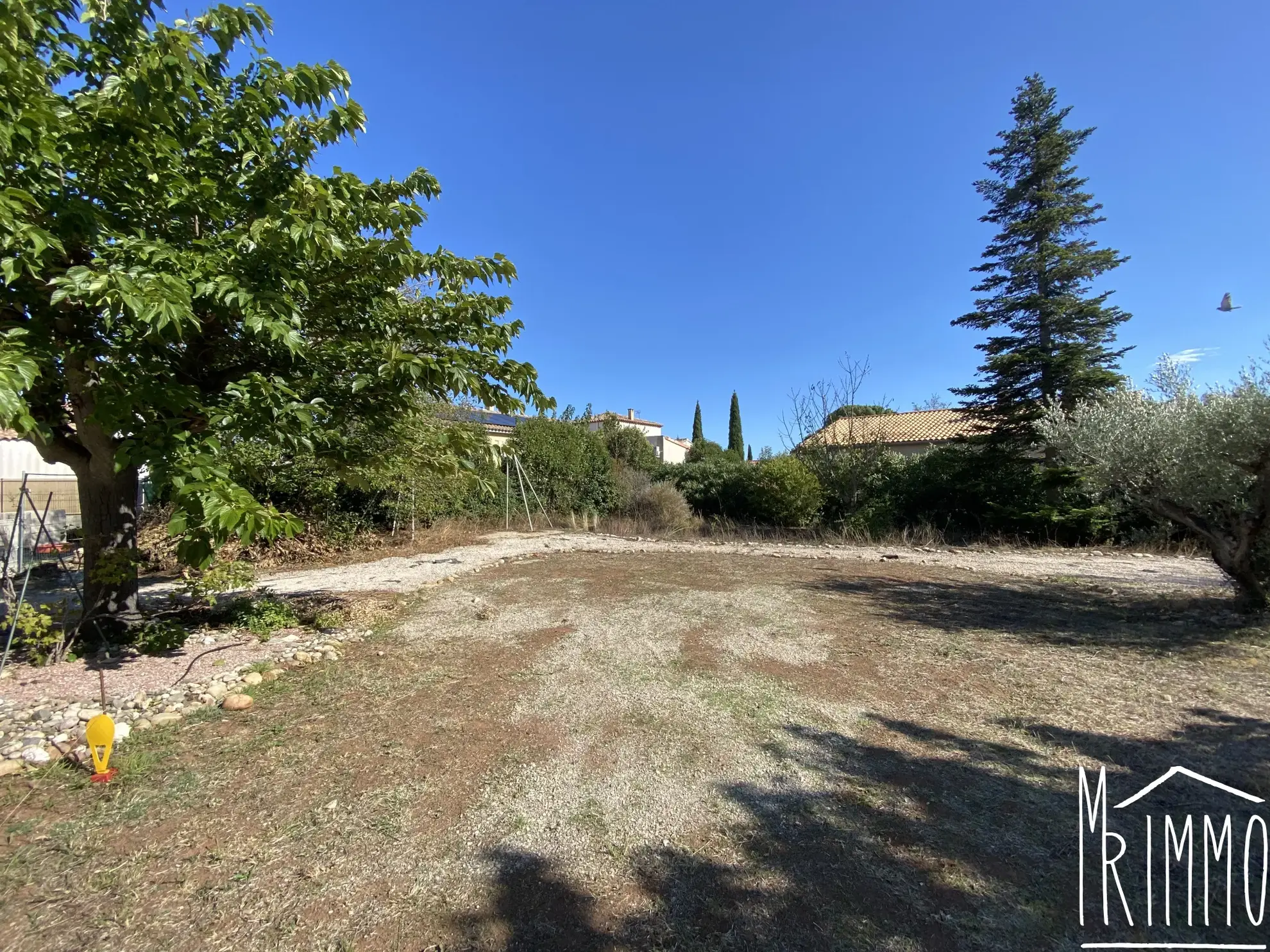 Terrain constructible à Canet hors lotissement - Une opportunité à saisir 
