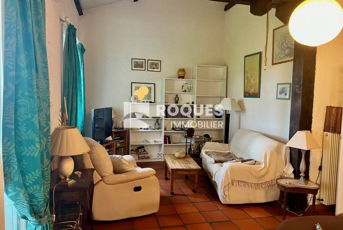 Maison spacieuse à vendre à Pierrefiche du Larzac - 193 500 EUR 