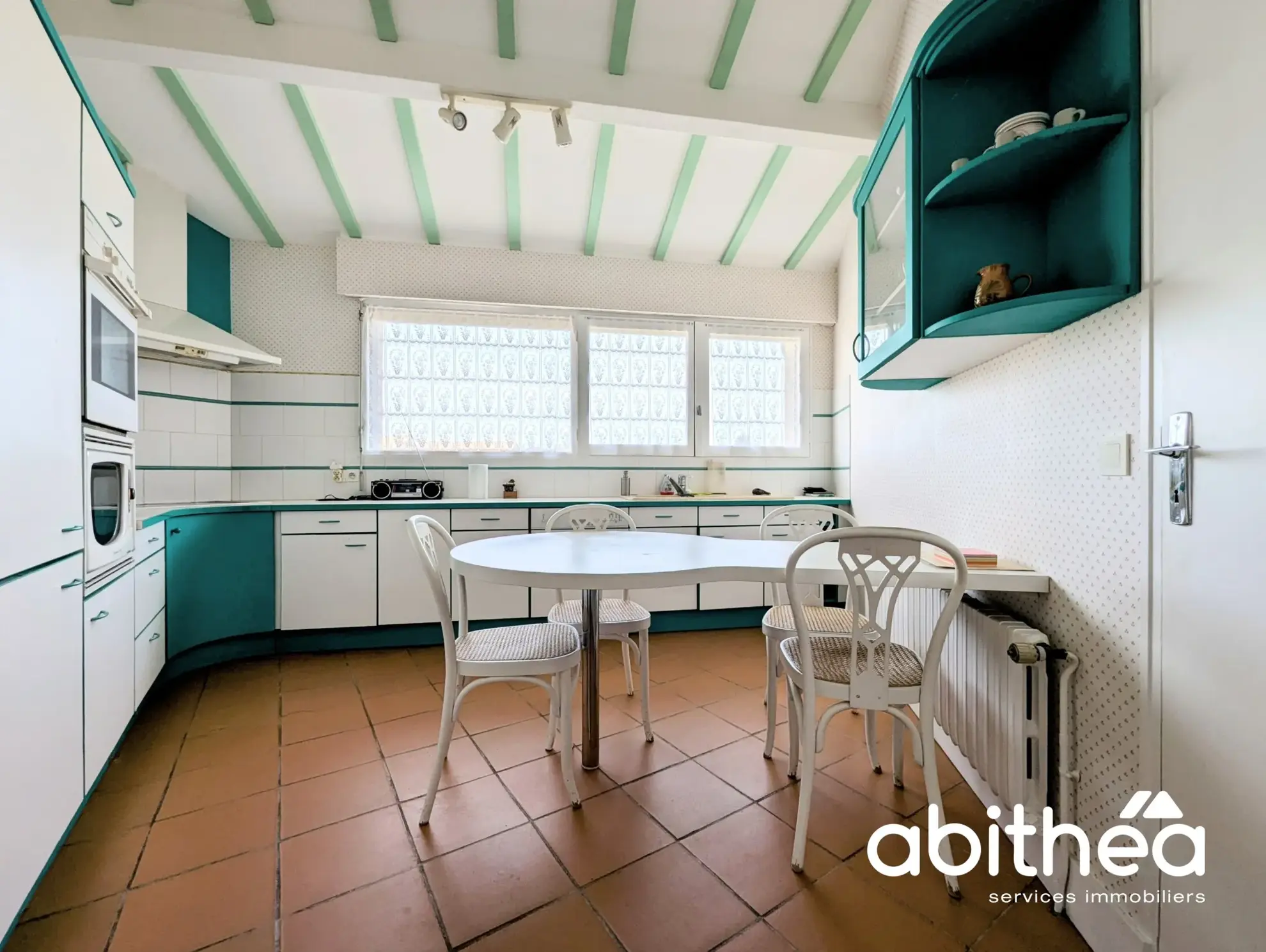 Maison unique en son genre à vendre à Galgon 