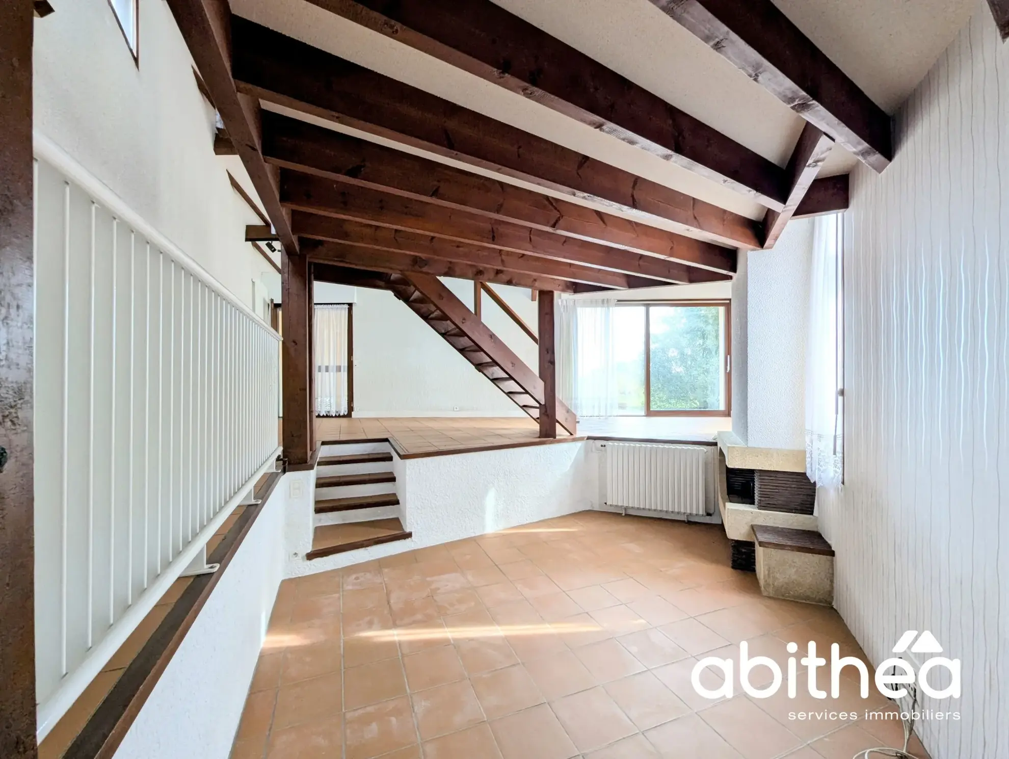 Maison unique en son genre à vendre à Galgon 