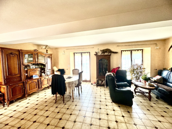 Maison de 120 m² à vendre à Issou avec jardin 