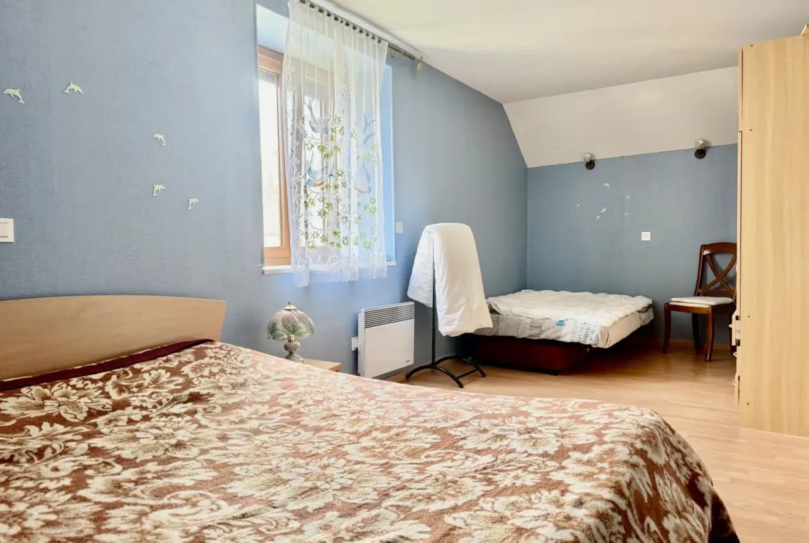 Maison de 120 m² à vendre à Issou avec jardin 