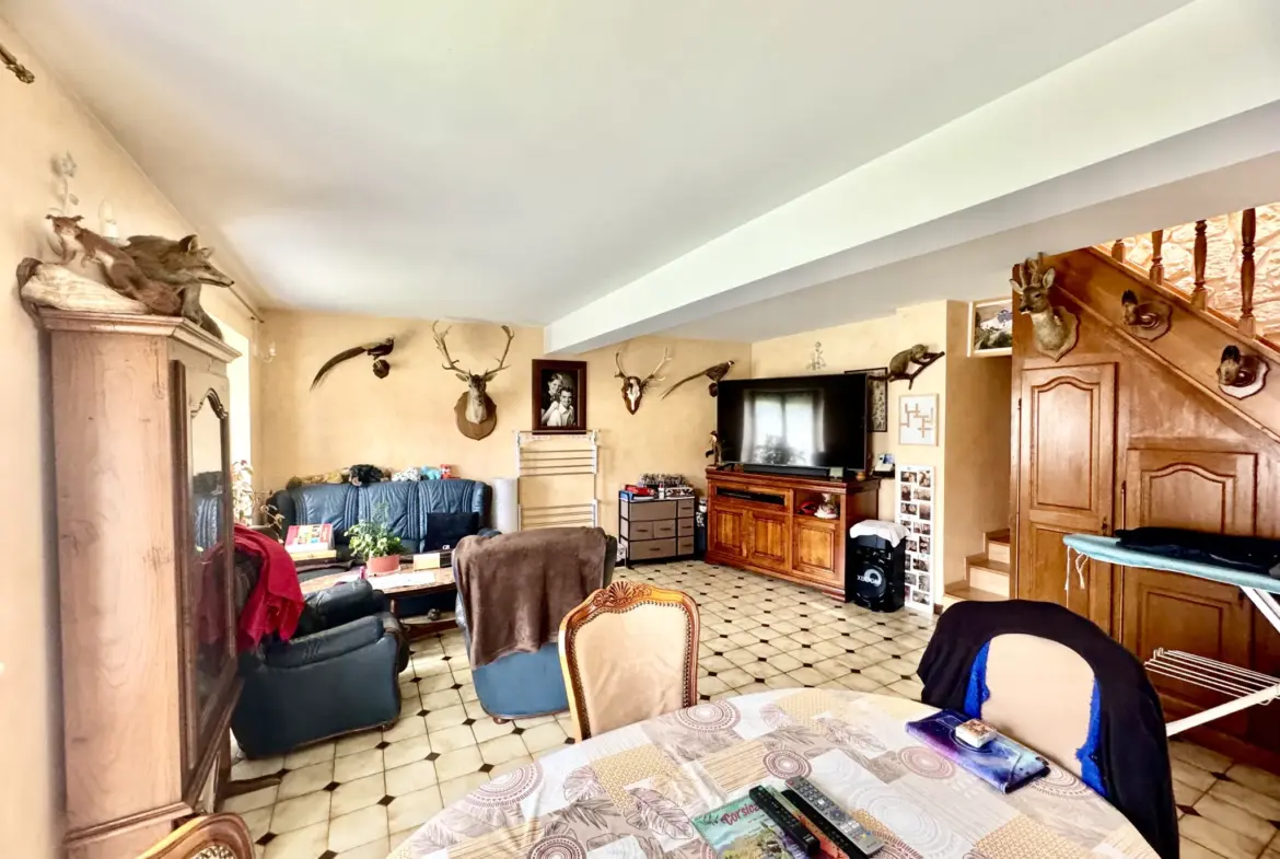 Maison de 120 m² à vendre à Issou avec jardin 