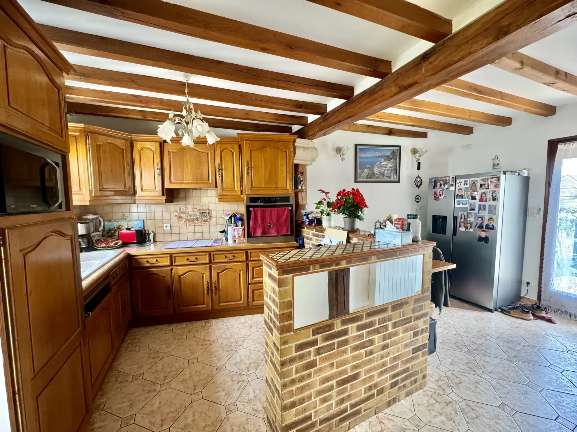 Maison de 120 m² à vendre à Issou avec jardin 
