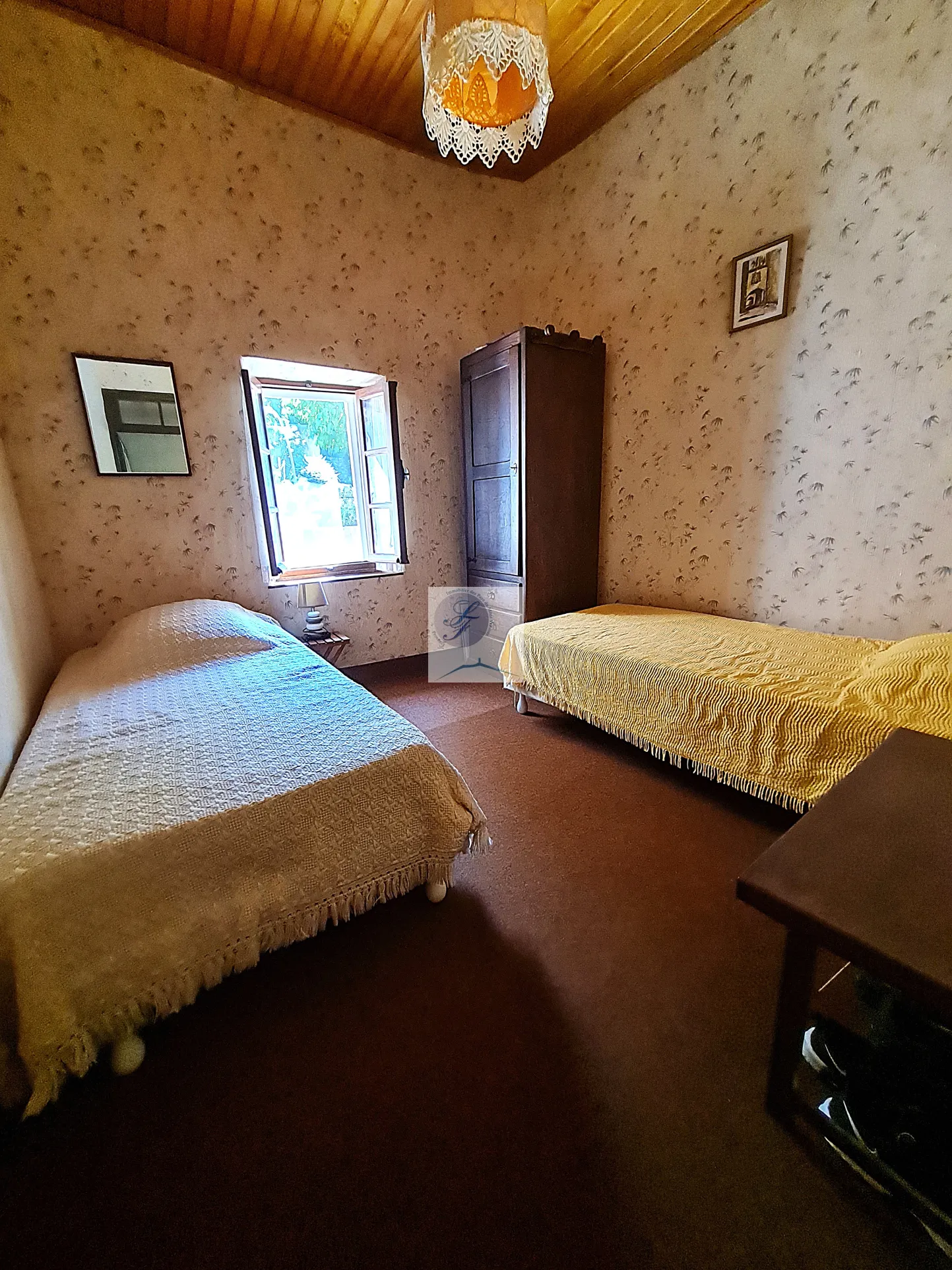 Maison de village à rénover près de Bédoin avec jardin et garage 