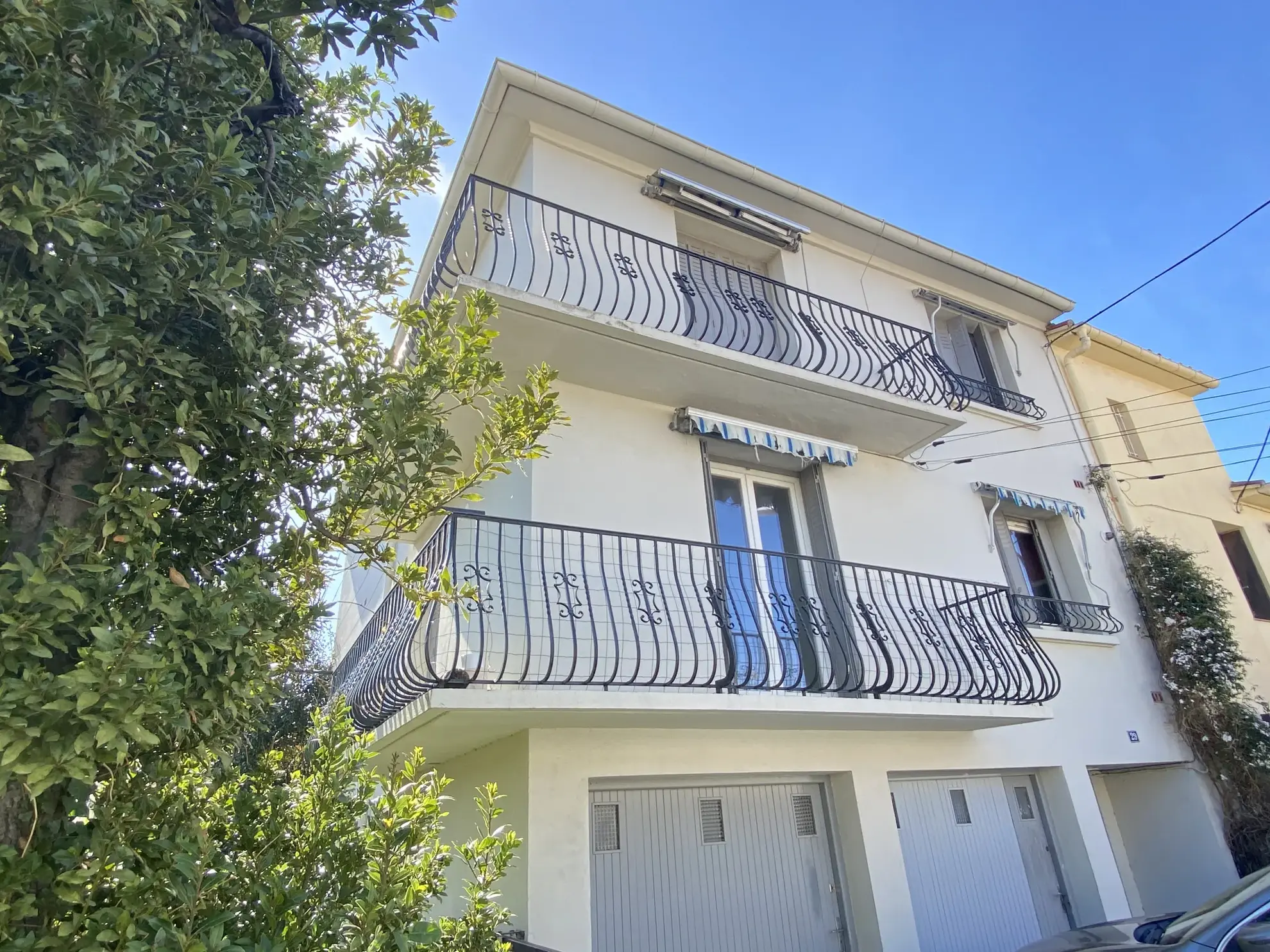 Immeuble de 3 appartements pour investissement à Perpignan 