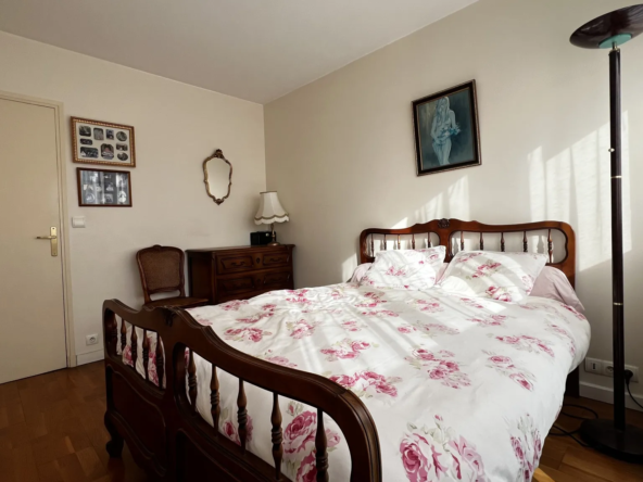 Appartement de 64 m² avec cave et box à Le Chesnay 