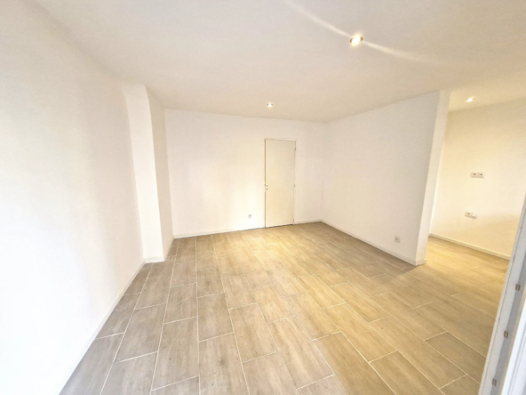 Appartement Rénové à Toulon - 23 m² au rez-de-chaussée 