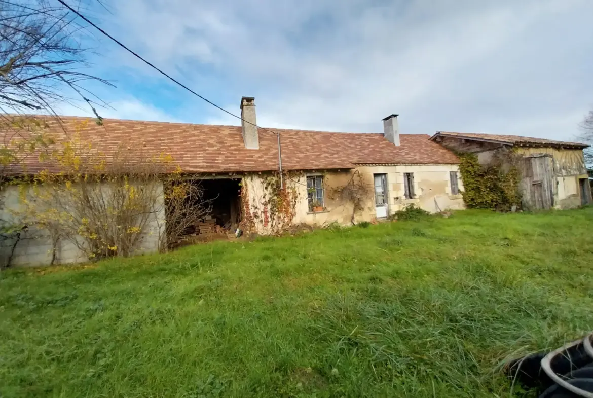 Ensemble immobilier au calme de la campagne sur 13 hectares de terrain 