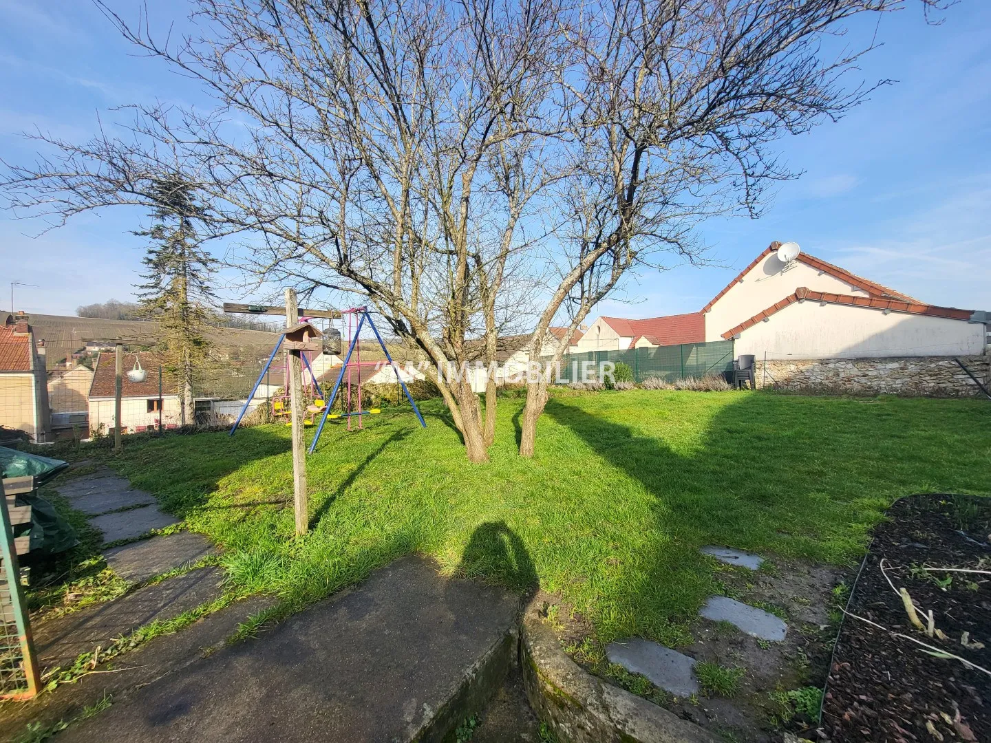 Maison indépendante 4 chambres avec vue sur vignobles à Saacy-sur-Marne 