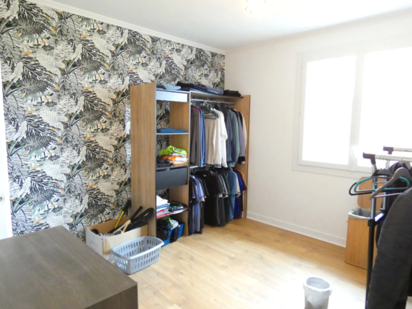 Belle maison à Arpajon-sur-Cère avec 4 chambres 