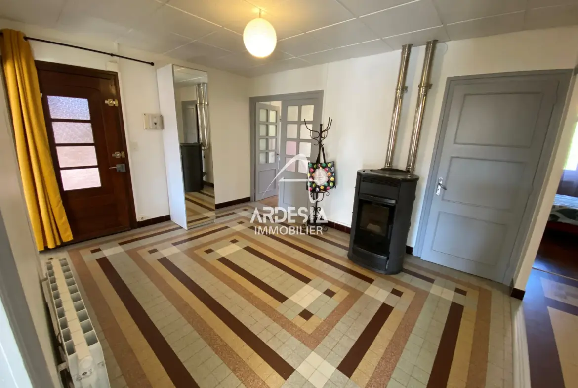 Vente d'un Appartement Type 5 à St Avre 