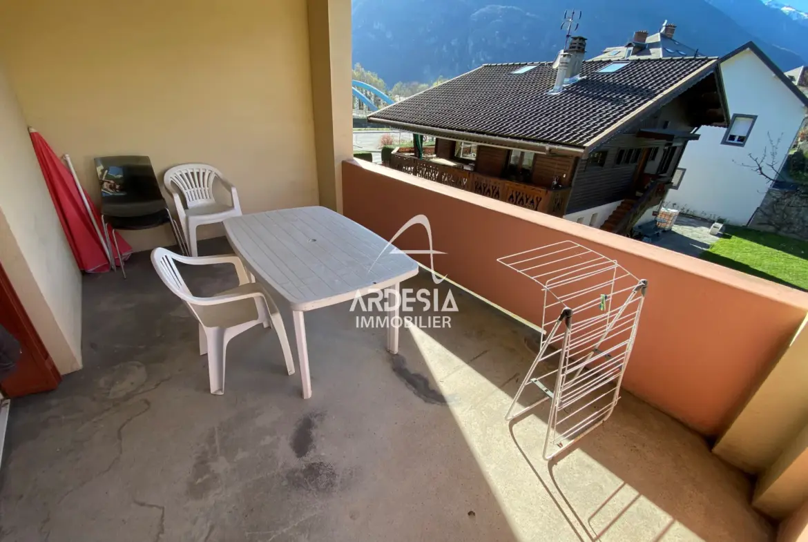 Vente d'un Appartement Type 5 à St Avre 