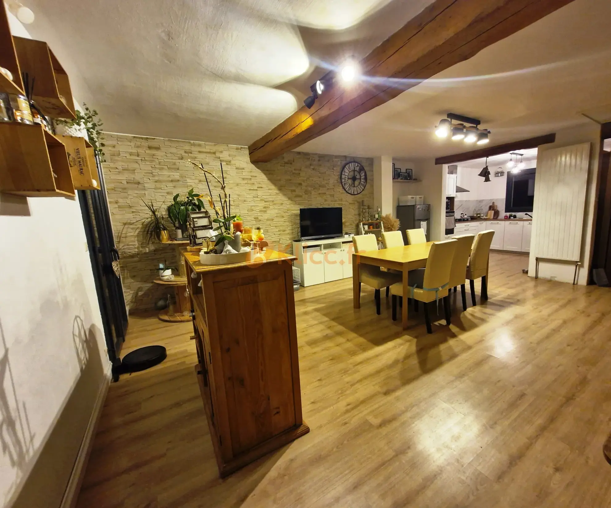 Maison 4 Chambres avec Sous-Sol Complet à Offranville 