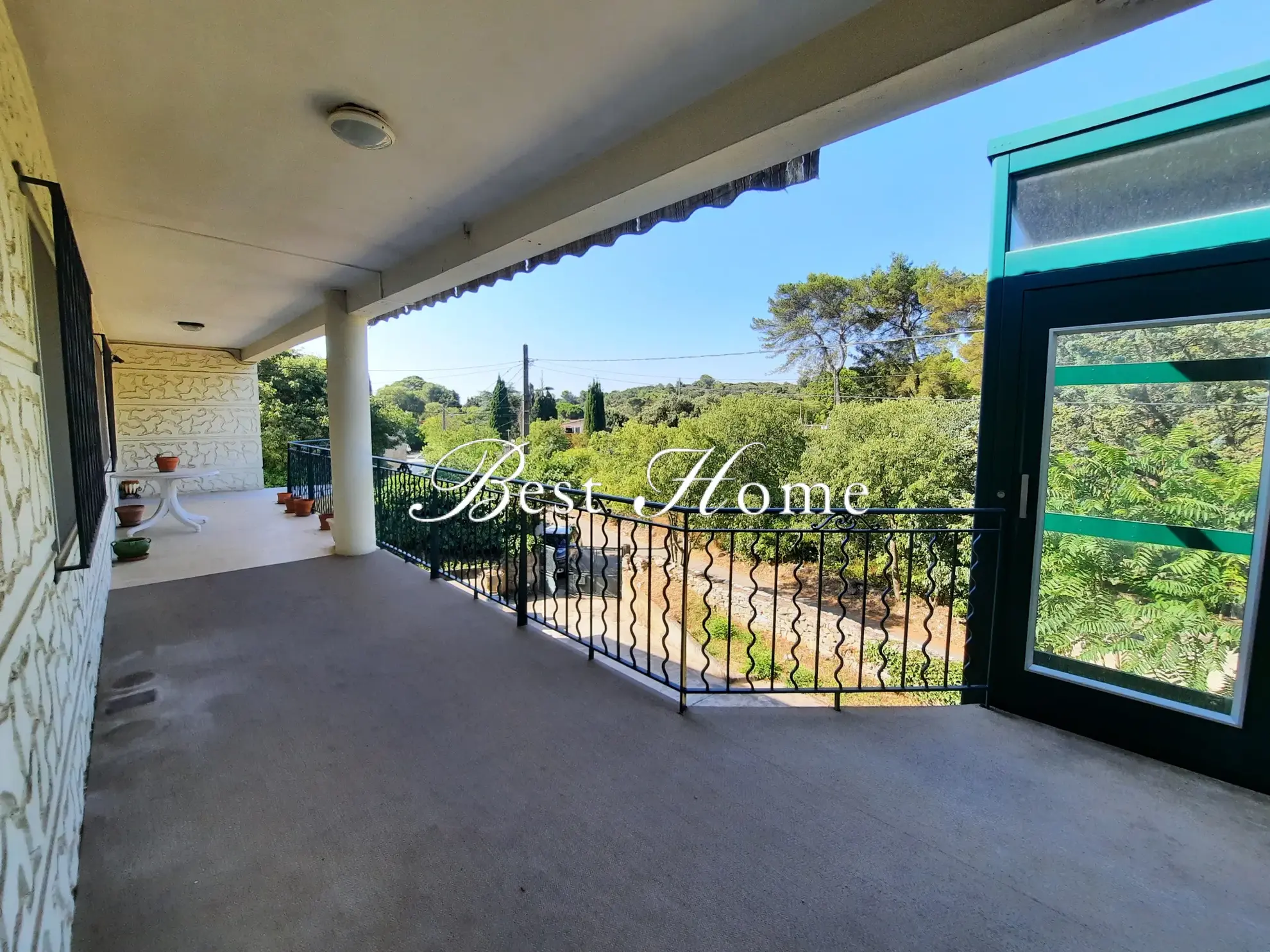 À vendre : Appartement T3 avec Terrasse et Jardin à Nîmes 
