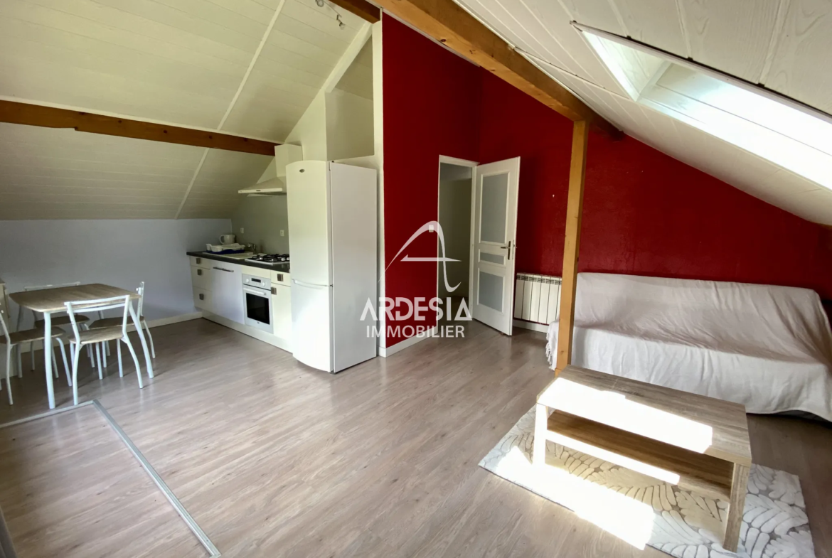 Vente : Appartement T2 avec Jardin à Saint-Julien-Mont-Denis 