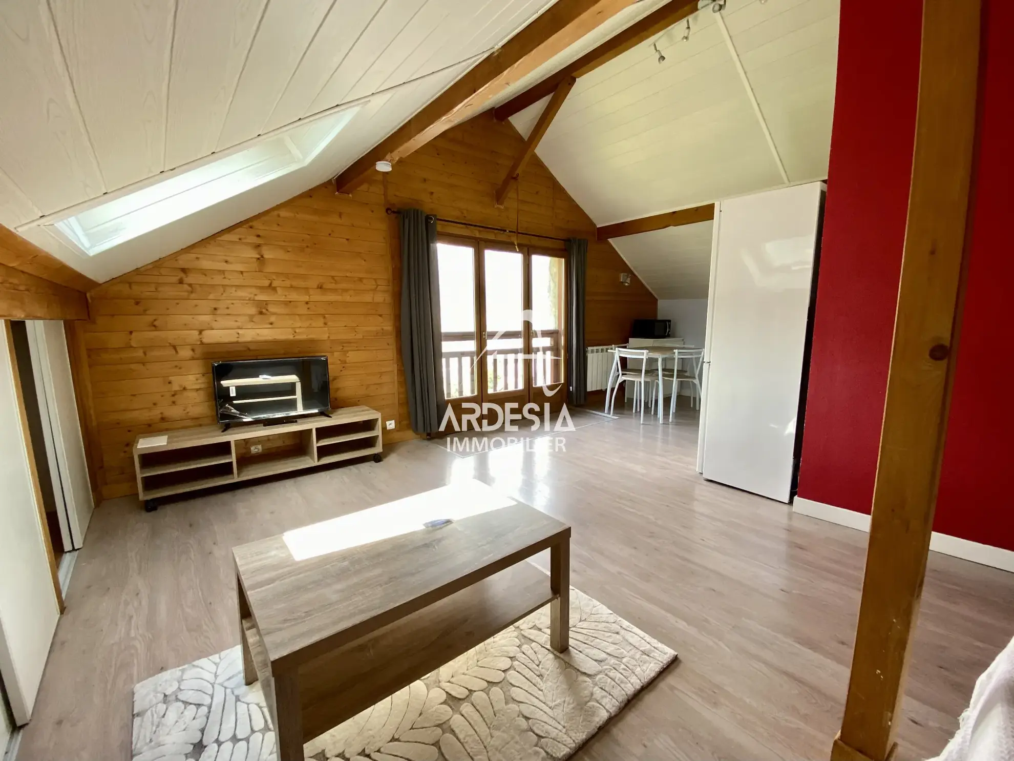 Vente : Appartement T2 avec Jardin à Saint-Julien-Mont-Denis 