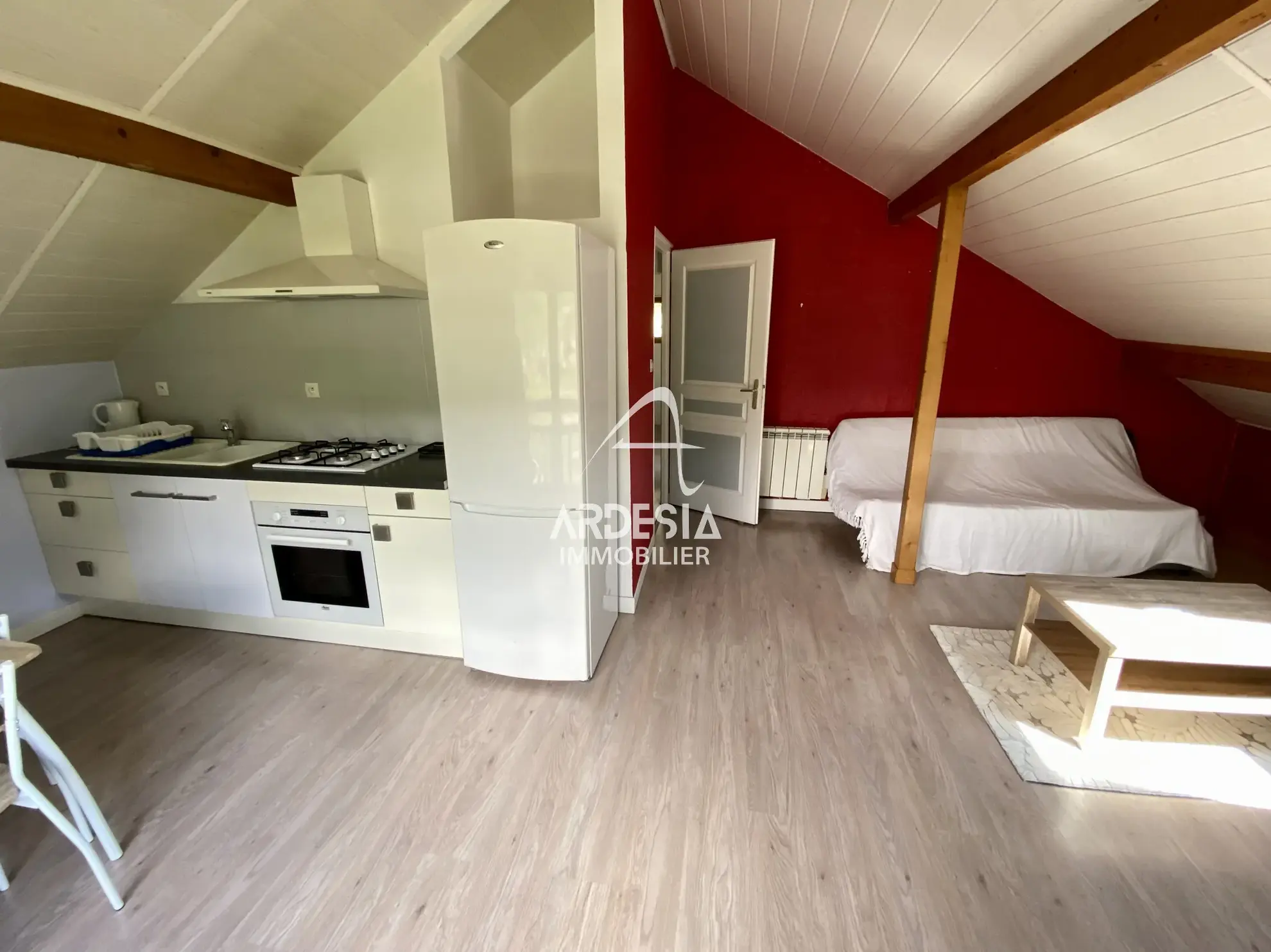 Vente : Appartement T2 avec Jardin à Saint-Julien-Mont-Denis 