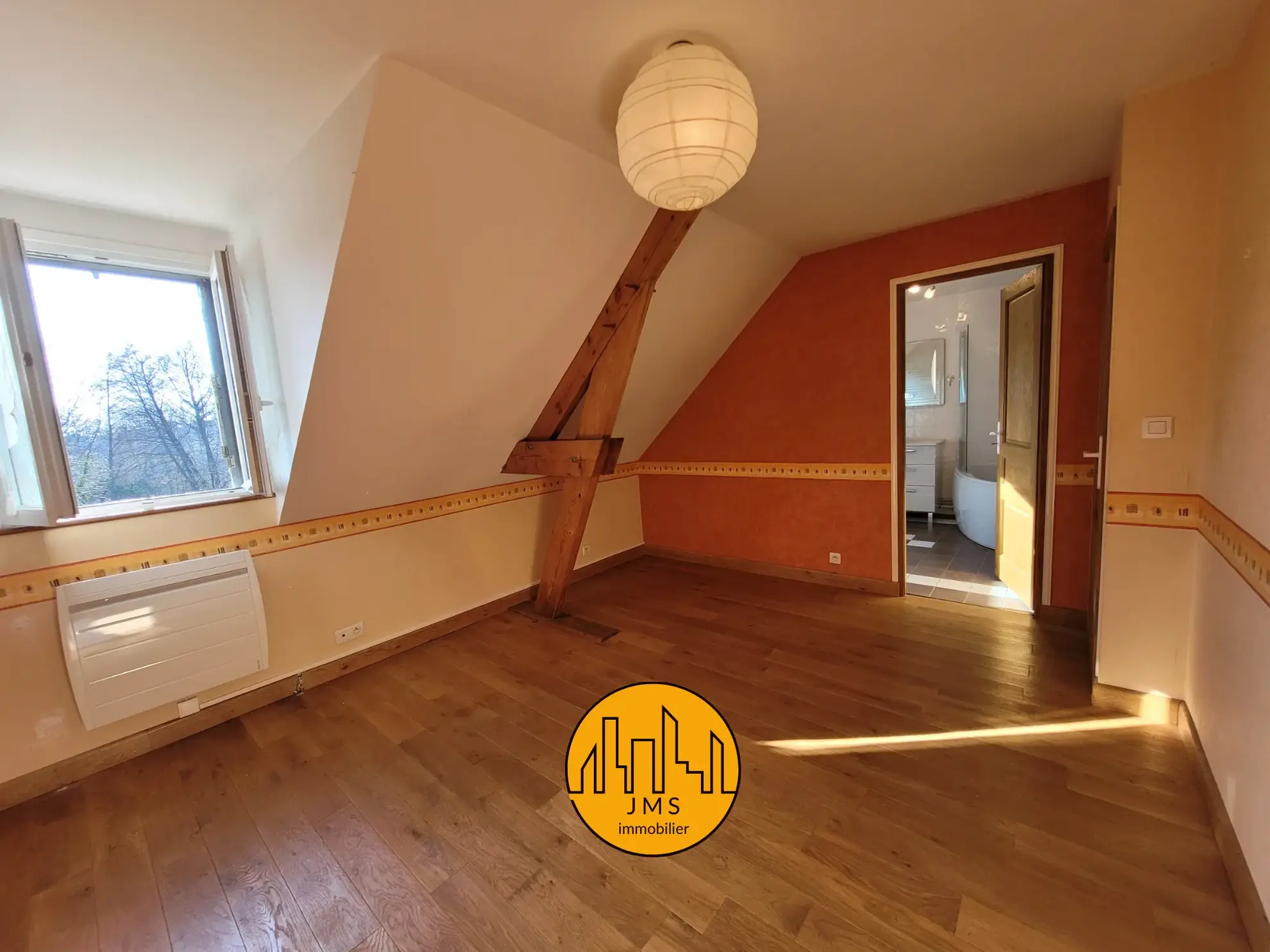 Maison de 220 m² à Lurcy-Lévis - 299000 € 