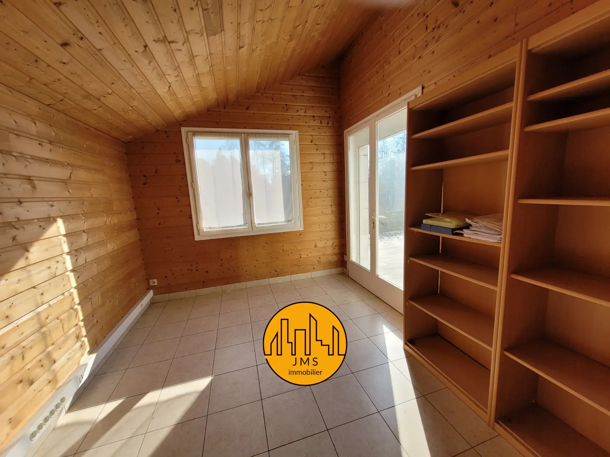 Maison de 220 m² à Lurcy-Lévis - 299000 € 