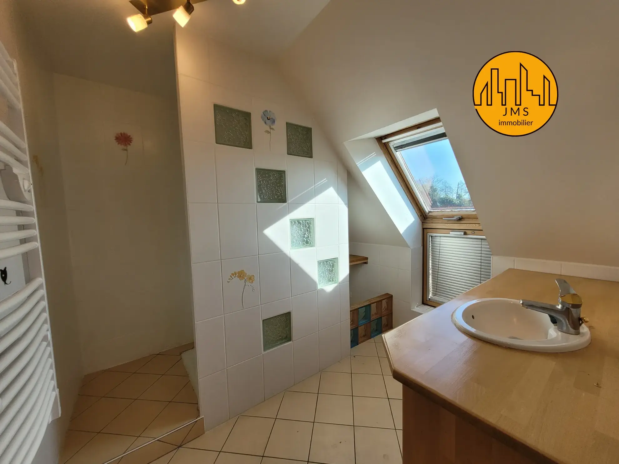 Maison de 220 m² à Lurcy-Lévis - 299000 € 