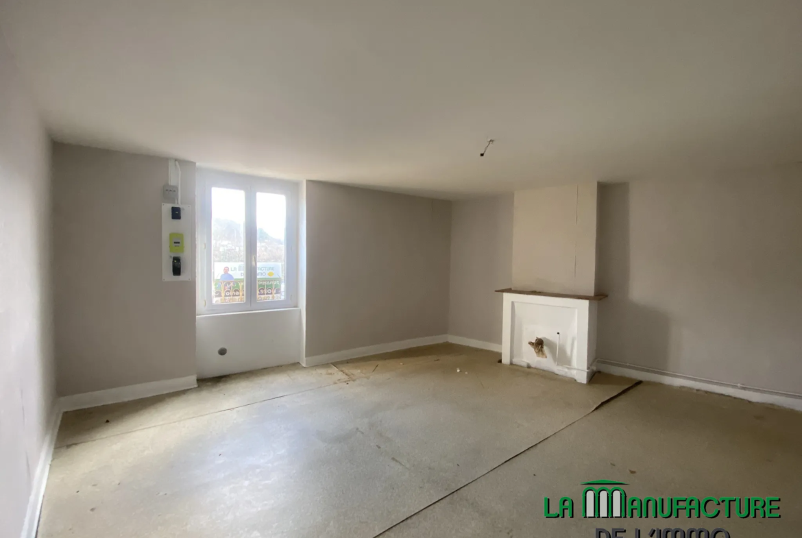 Appartement F4 Divisible à Saint-Etienne Terrenoire 