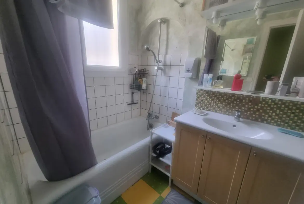 Maison spacieuse à vendre à Alençon - 165 m² 