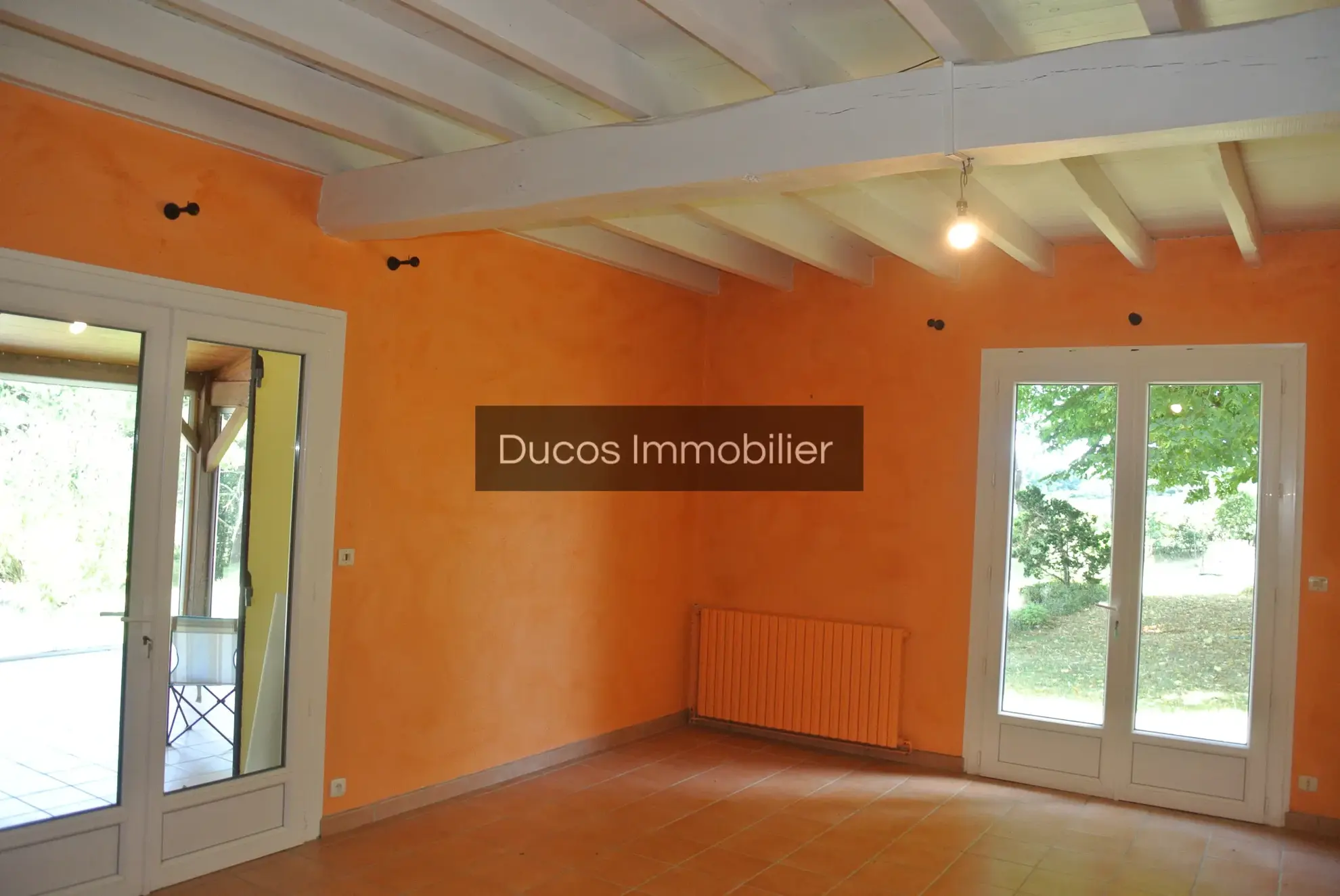 Spacieuse maison avec piscine à 10 min de Marmande 