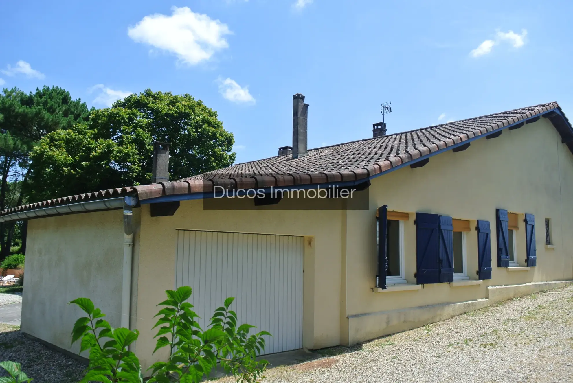 Spacieuse maison avec piscine à 10 min de Marmande 