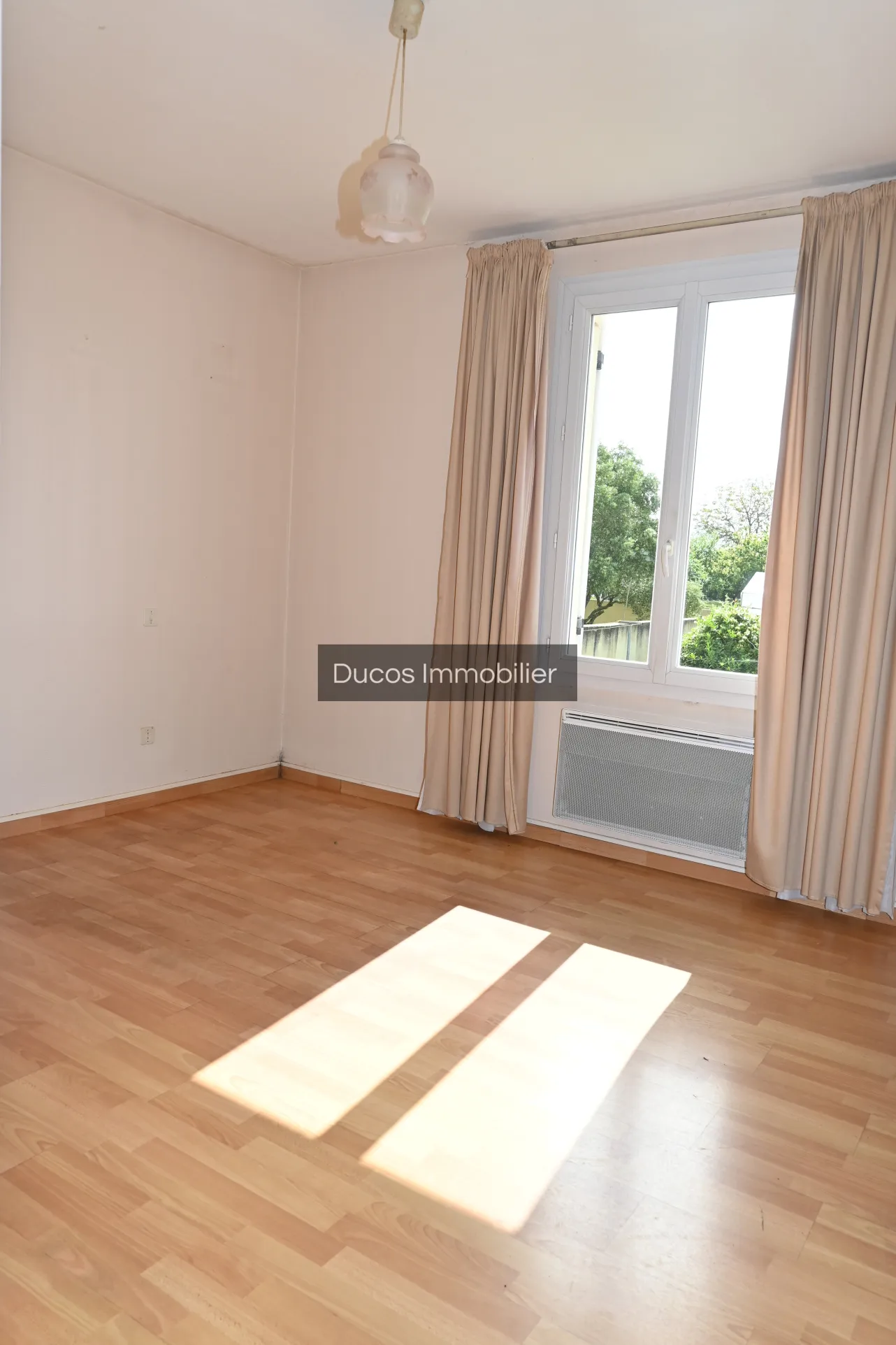 Maison au cœur de Marmande avec 3 chambres et jardin arboré 