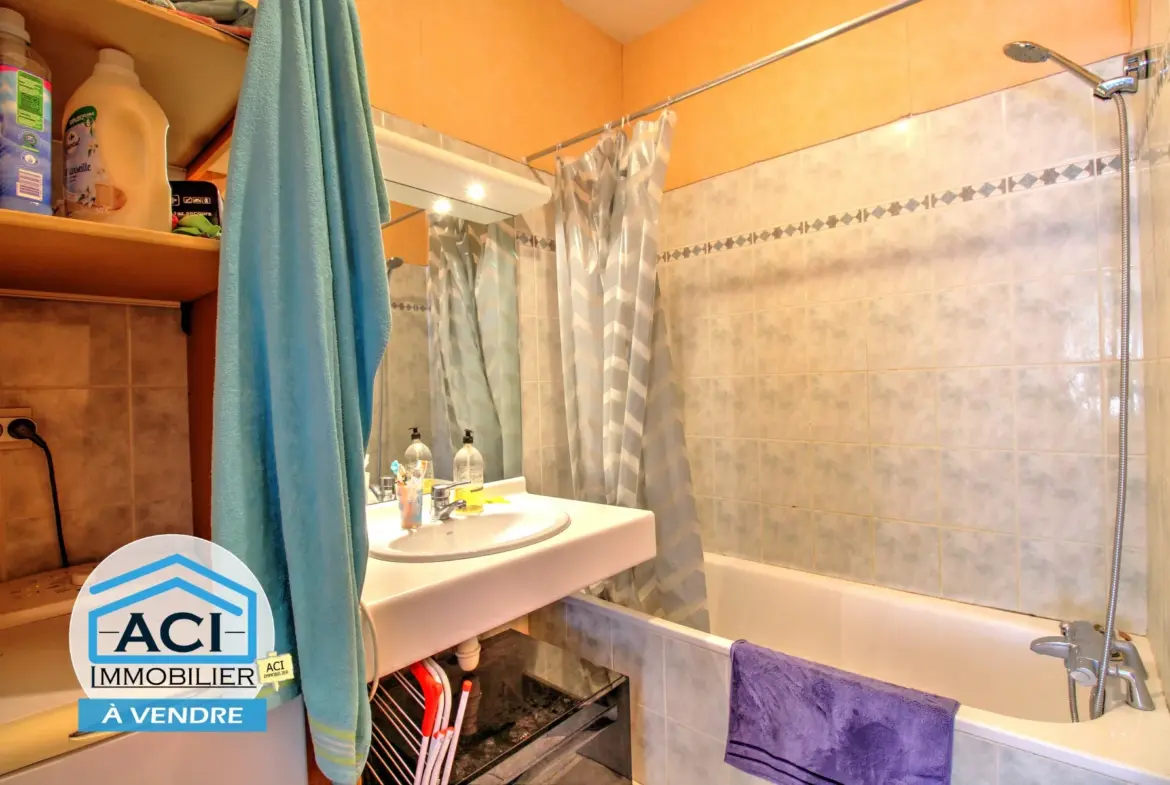 T1 bis avec loggia à vendre à Villeurbanne 